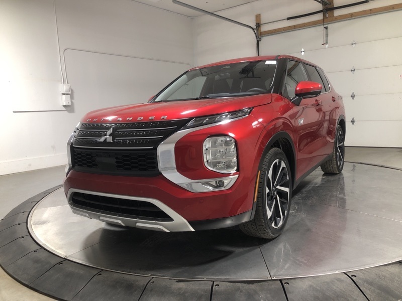 Used 2024 Mitsubishi Outlander PHEV SUV