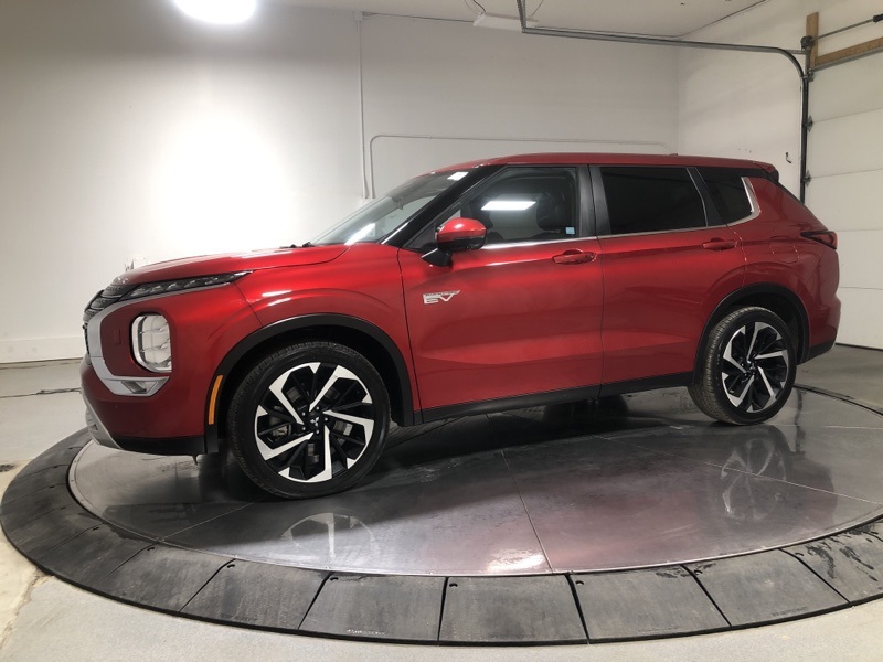 Used 2024 Mitsubishi Outlander PHEV SUV