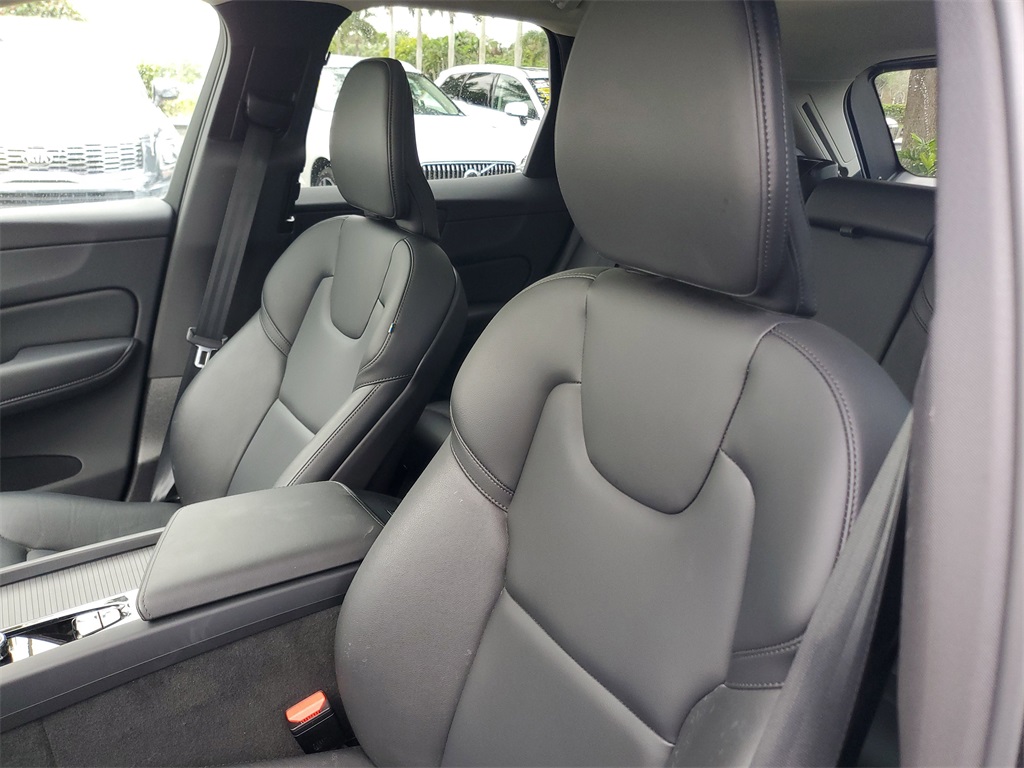 used 2025 Volvo XC60 car, priced at $32,895