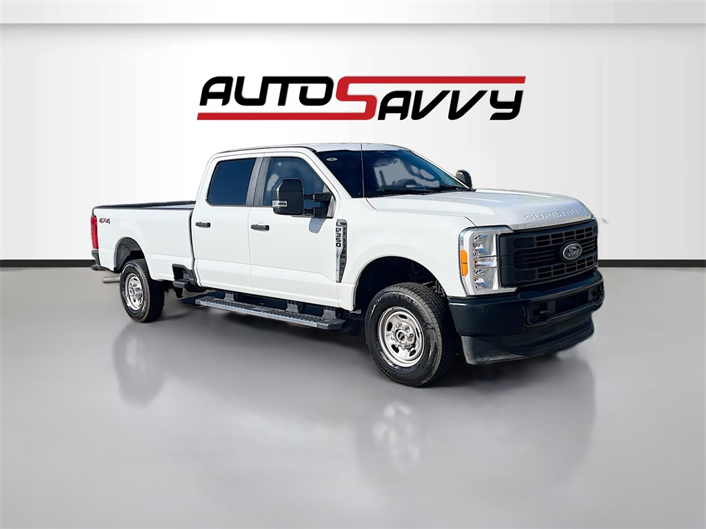 2023 Ford F-350 Super Duty XL's photo