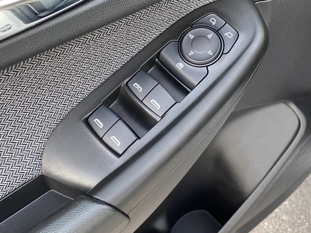 used 2023 Chevrolet TrailBlazer car, priced at $21,731