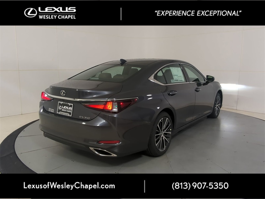 2025 Lexus ES 350 photo 3