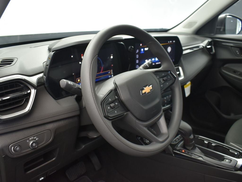 2026 Green Chevrolet Trailblazer LS FWD SUV
