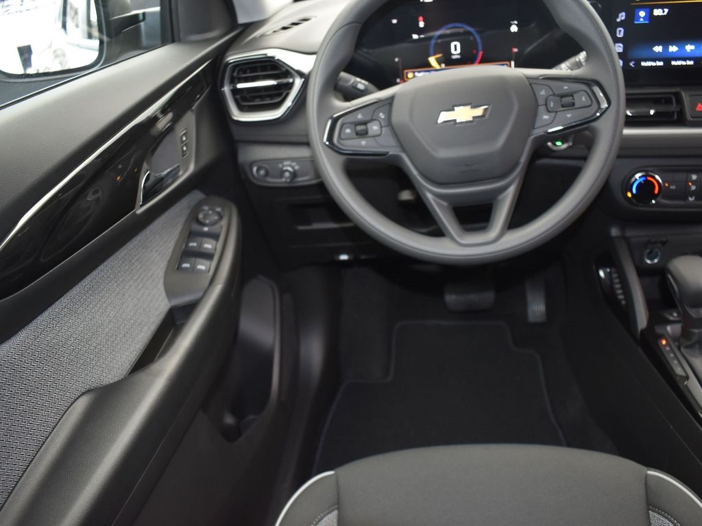 2026 Green Chevrolet Trailblazer LS FWD SUV