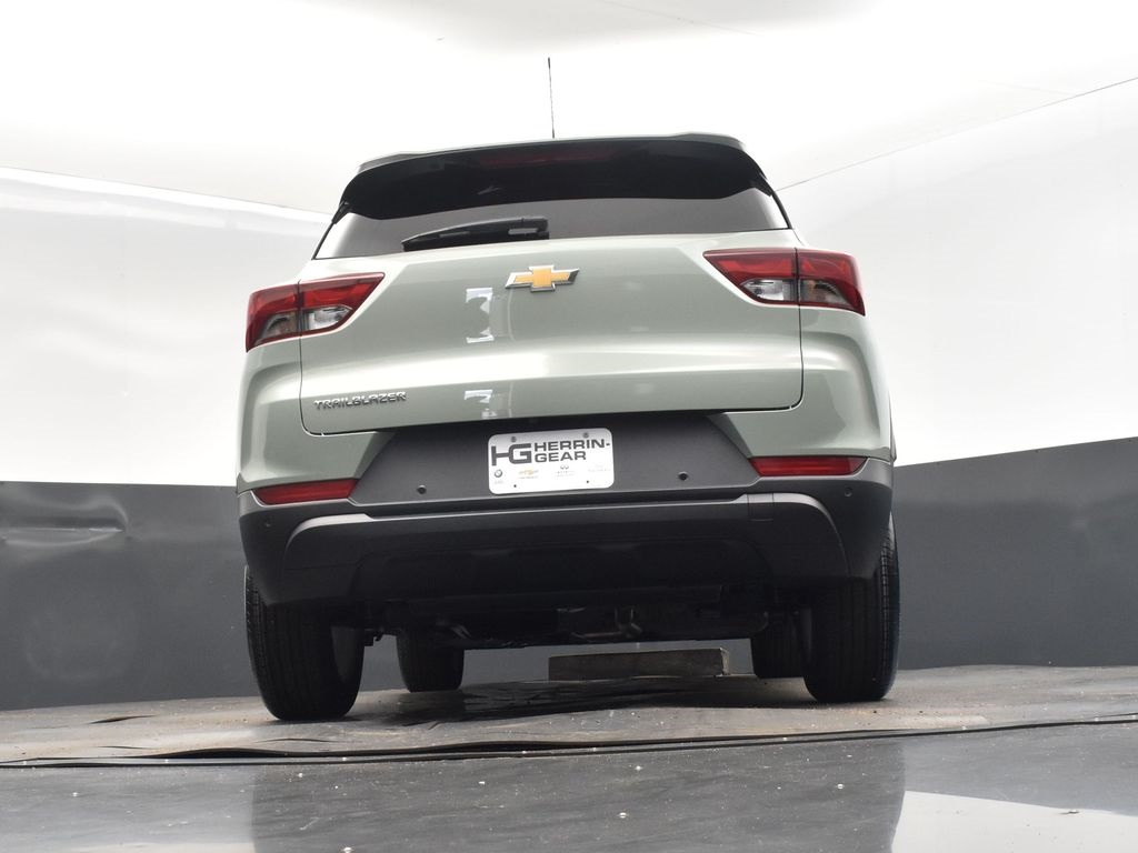 2026 Green Chevrolet Trailblazer LS FWD SUV