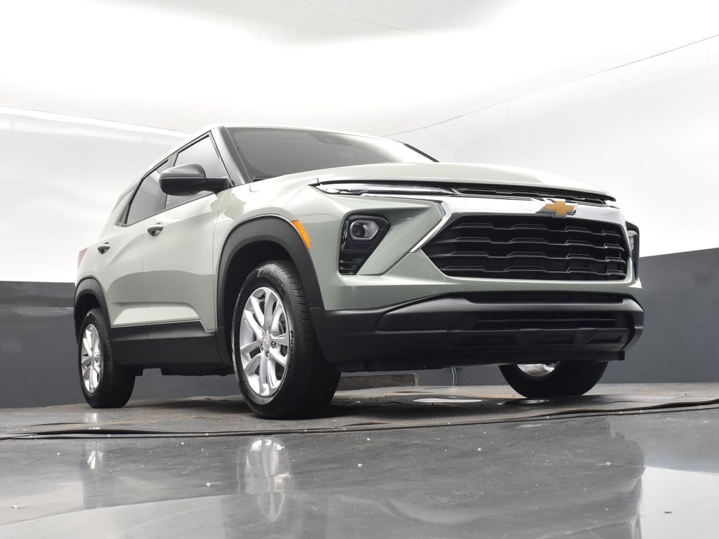 2026 Green Chevrolet Trailblazer LS FWD SUV