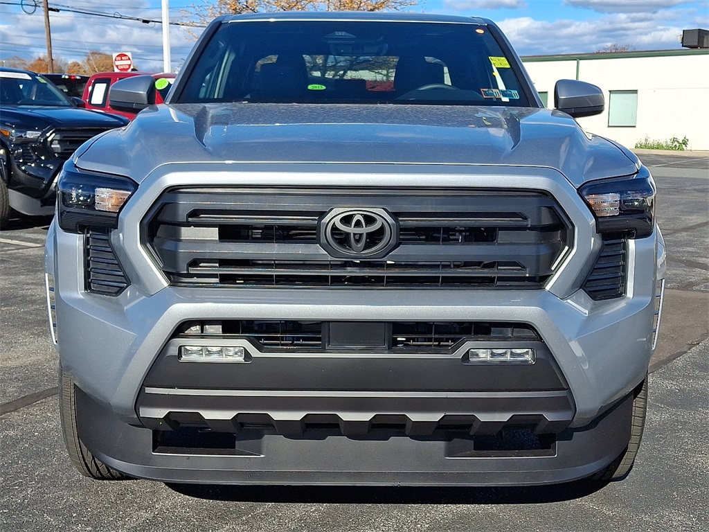 2025 Toyota Tacoma SR5 Double Cab photo 2