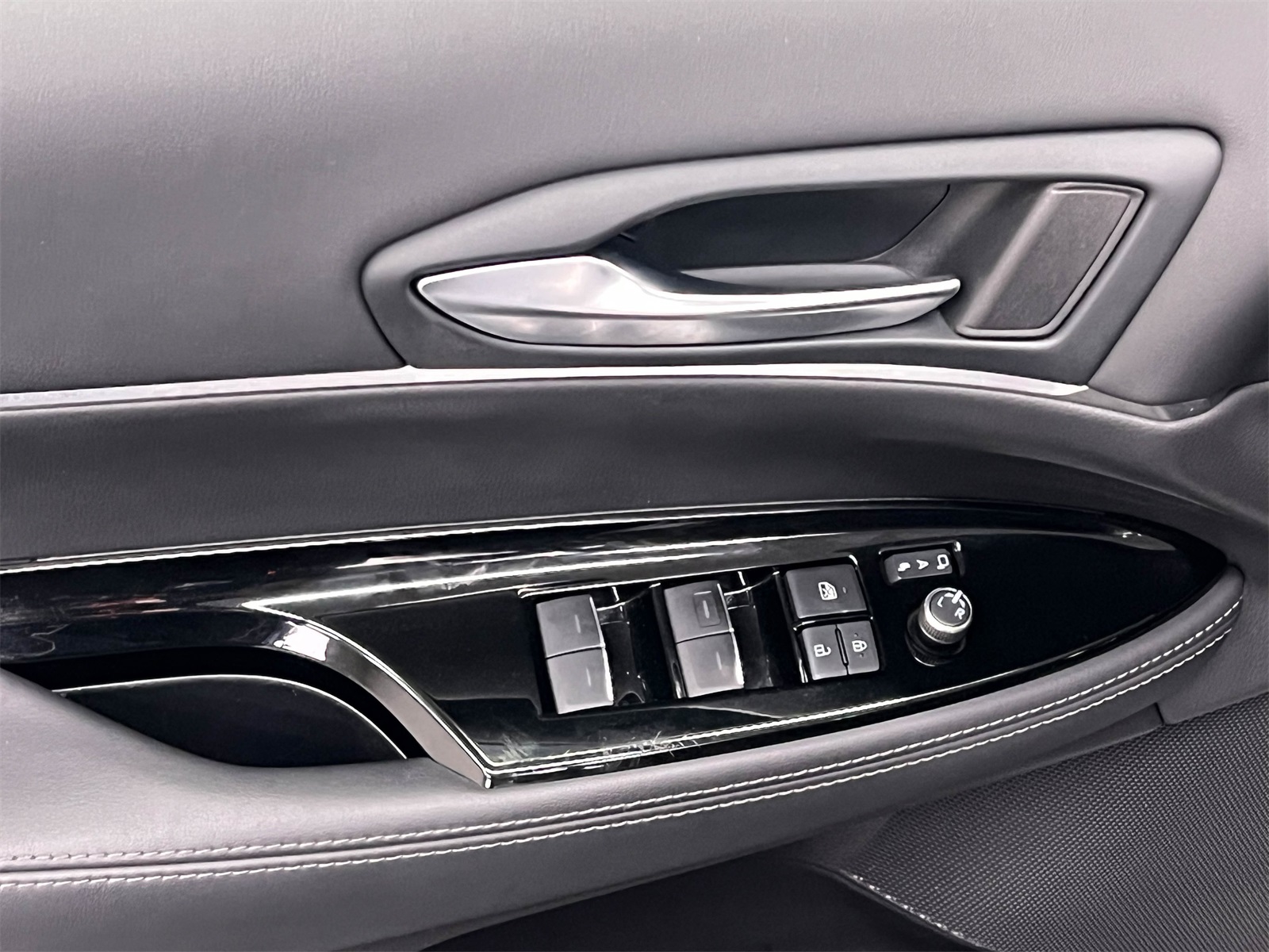 used 2022 Toyota Mirai car, priced at $13,188