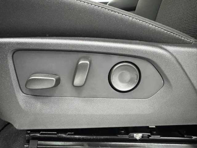 new 2025 Chevrolet Colorado car, priced at $35,790