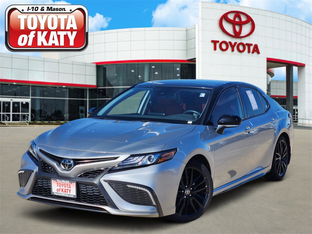 2023 Toyota Camry XSE's photo