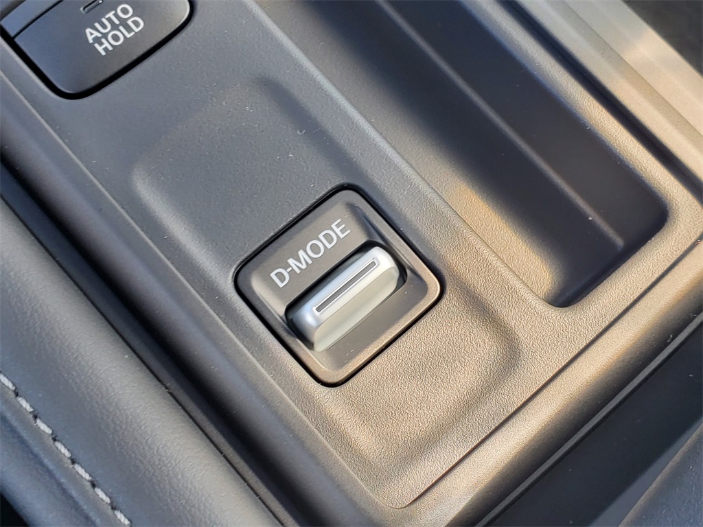 new 2025 Nissan Pathfinder car, priced at $30,477