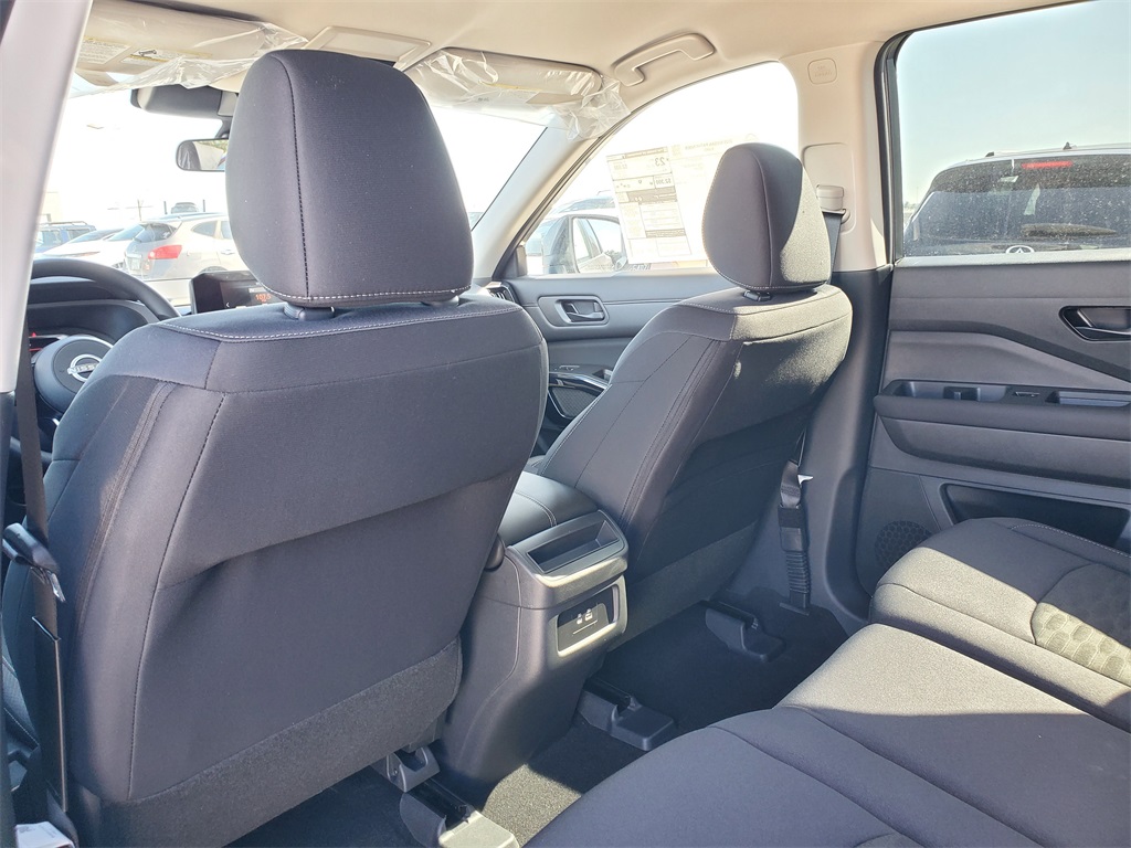 new 2025 Nissan Pathfinder car, priced at $30,477