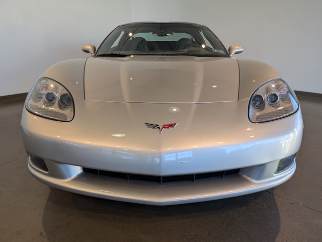 2007 Chevrolet Corvette 1LT photo 2