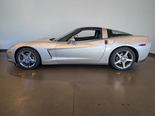 2007 Chevrolet Corvette 1LT photo 3