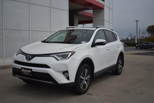 Used 2016 Toyota RAV4 XLE with VIN 2T3WFREV5GW255122 for sale in Quincy, IL