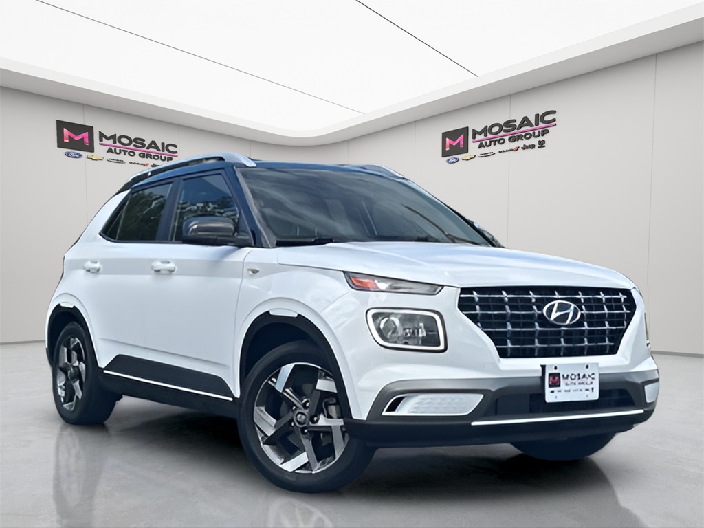 Used 2024 Hyundai Venue Limited SUVs