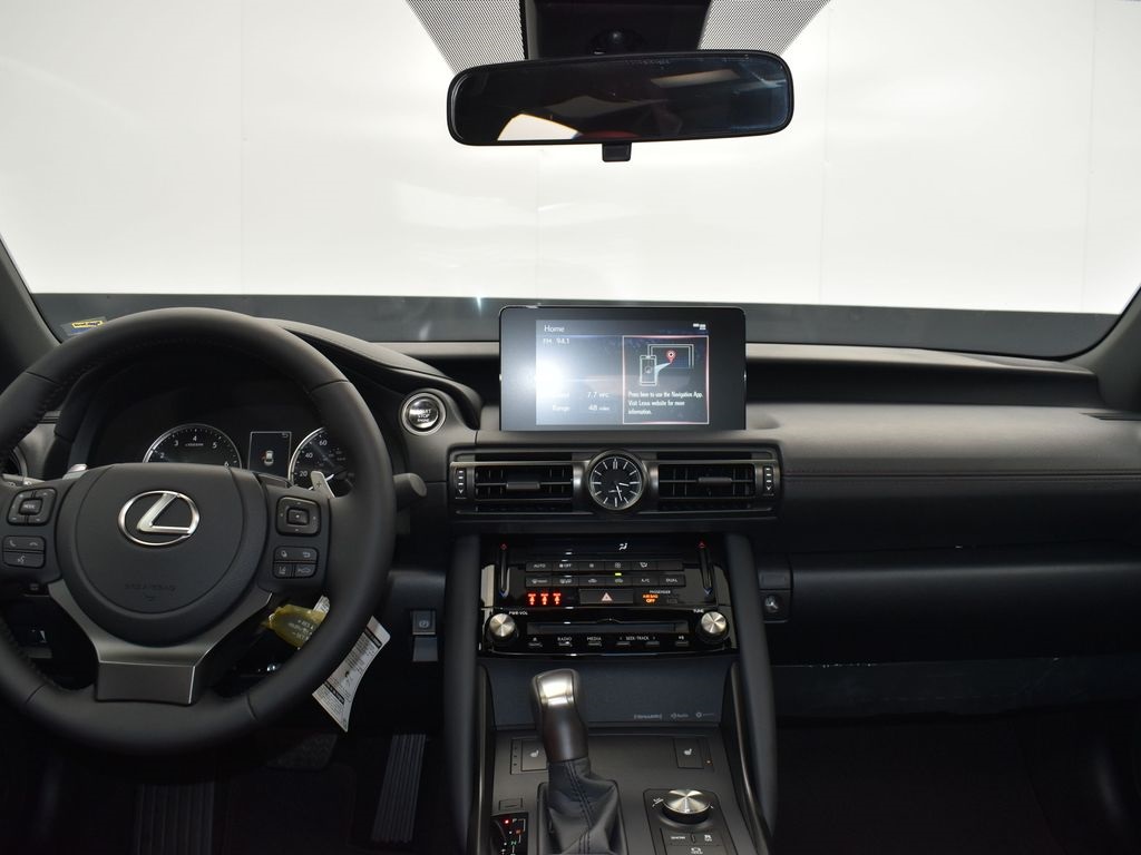 2025 Lexus IS 350 F SPORT photo 16