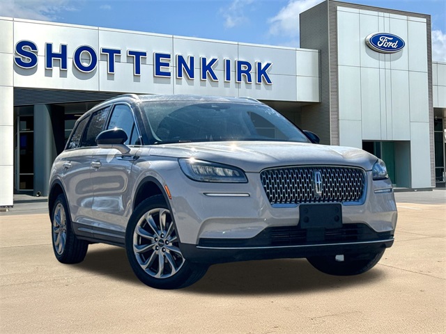 2022 Lincoln Corsair Base
