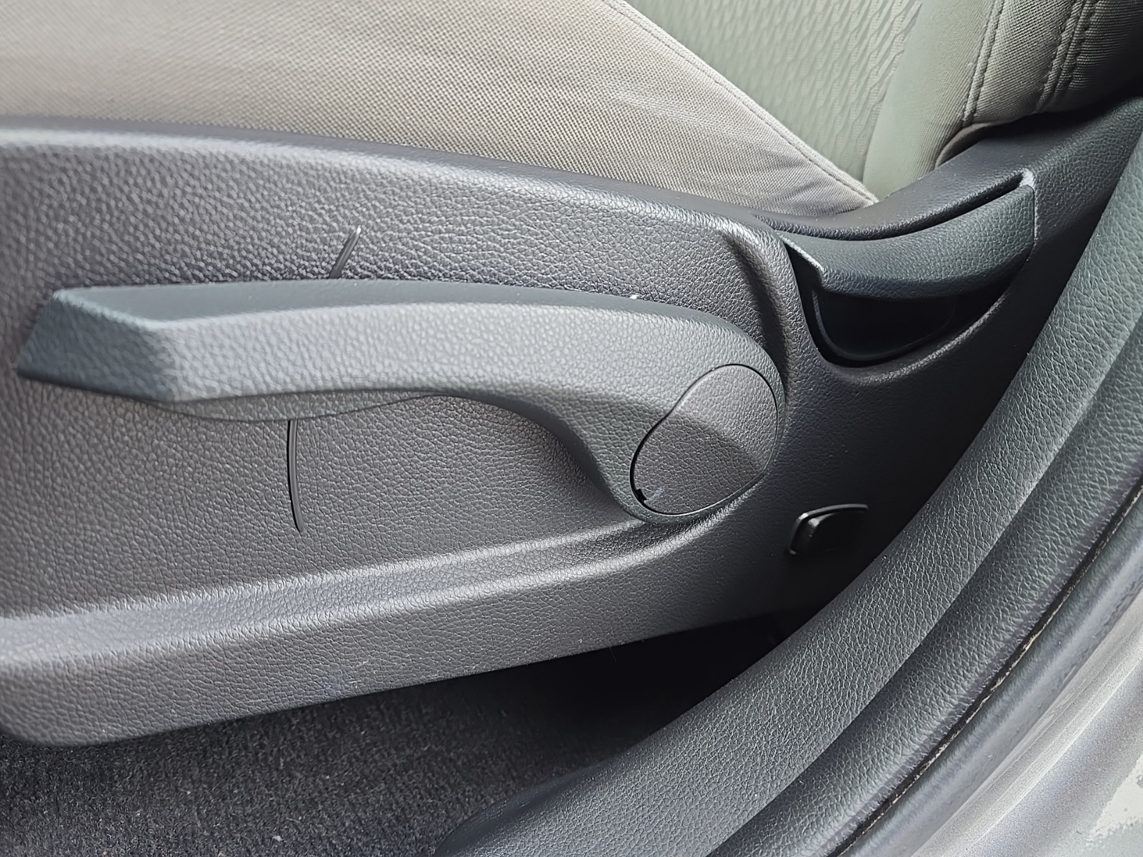 used 2017 Hyundai Santa Fe Sport car, priced at $14,500