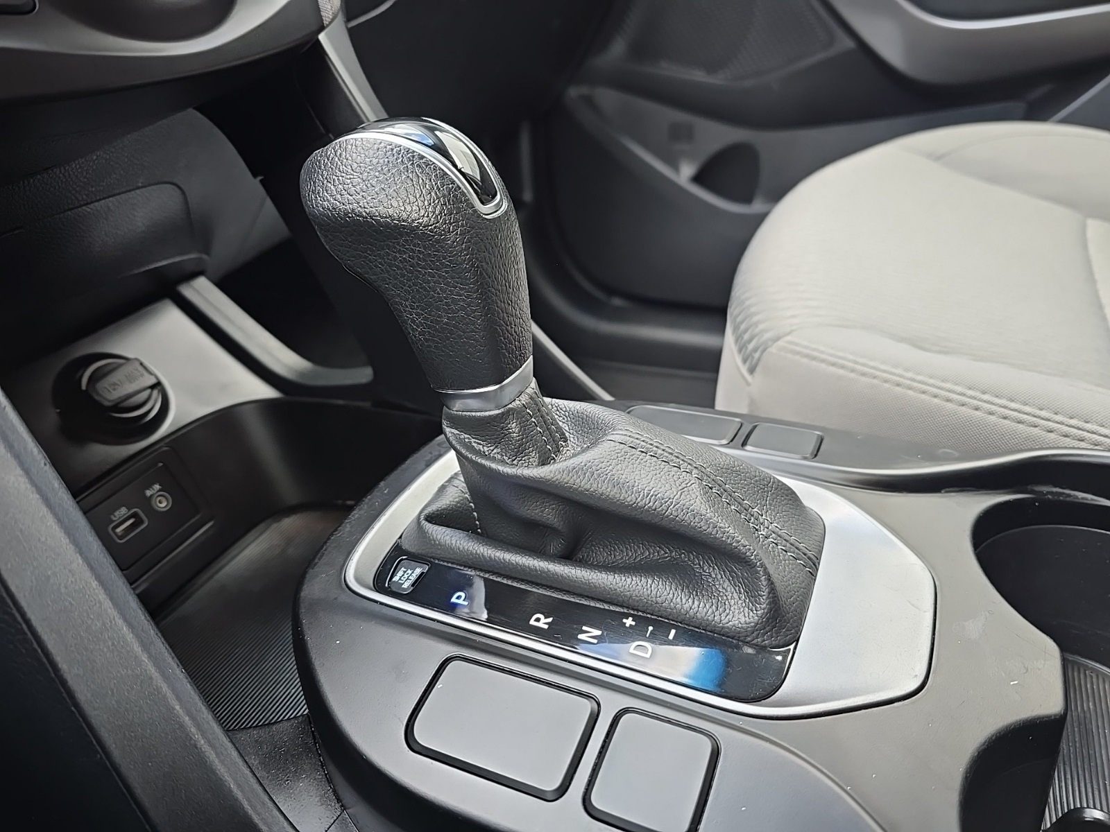 used 2017 Hyundai Santa Fe Sport car, priced at $14,500