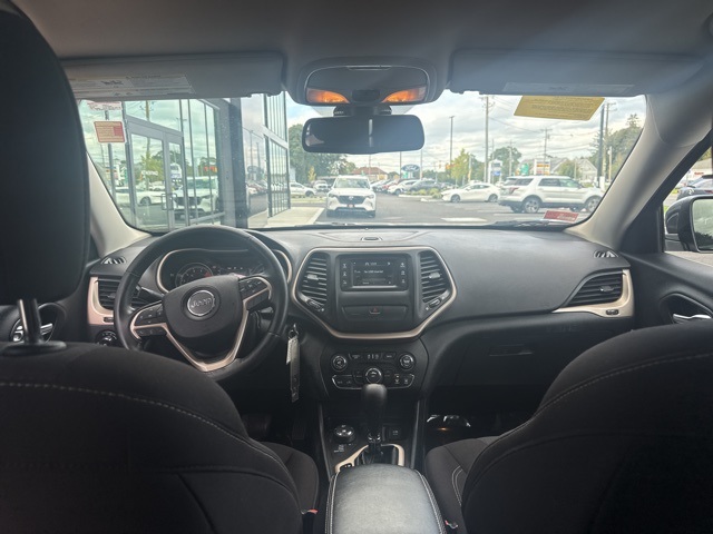2016 Jeep Cherokee Latitude photo 10