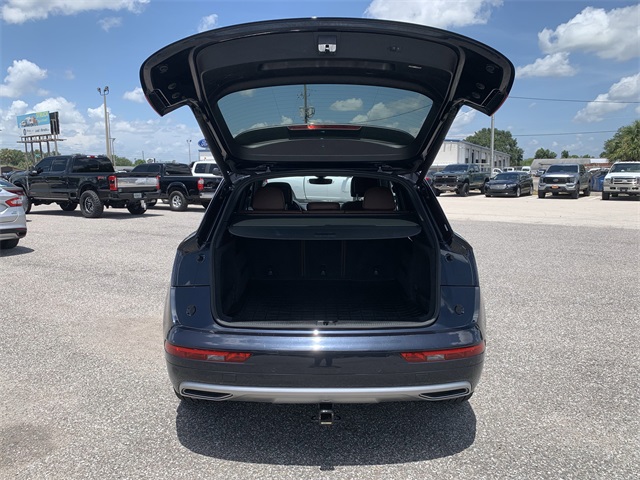 2019 Moonlight Blue Audi Q5 2.0T Premium Plus AWD SUV
