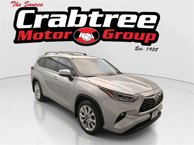 2023 Toyota Highlander Limited's photo