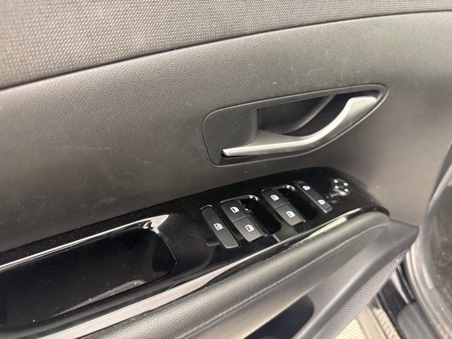 2024 Black Pearl Hyundai Tucson Limited FWD SUV