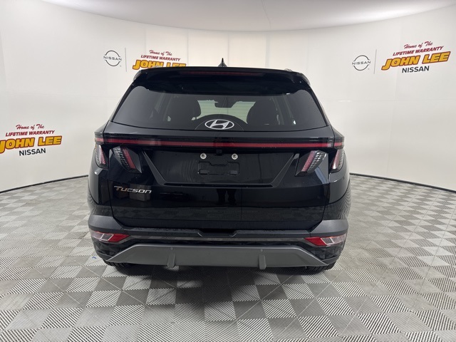 2024 Black Pearl Hyundai Tucson Limited FWD SUV
