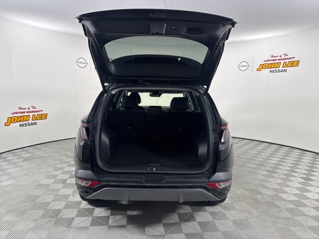 2024 Black Pearl Hyundai Tucson Limited FWD SUV
