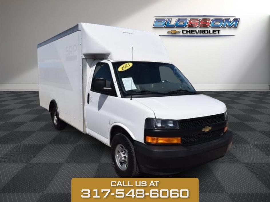2021 Summit White Chevrolet Express Commercial Cutaway Work Van RWD 2D Chassis