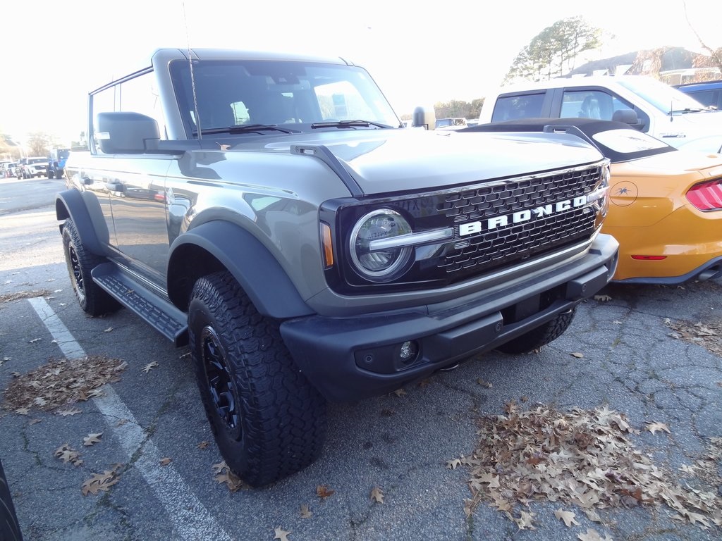2025 Ford Bronco 4-Door Outer Banks's photo