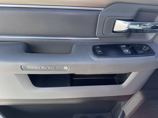 2016 Ram 2500 Tradesman photo 13