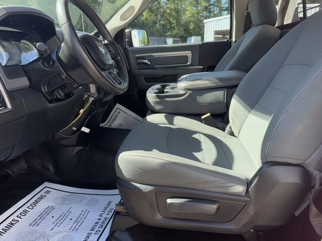 2016 Ram 2500 Tradesman photo 8