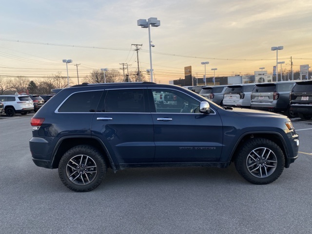 used 2021 Jeep Grand Cherokee car, priced at $21,005