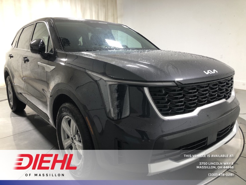 2026 Kia Sorento LX's photo