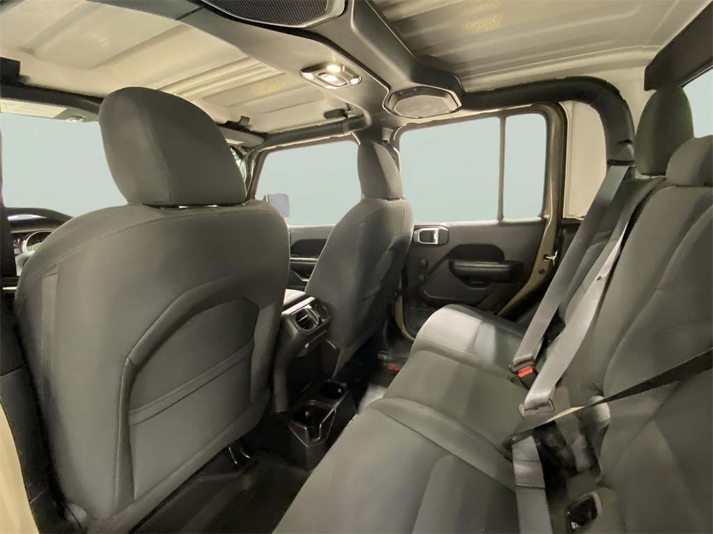 2020 Jeep Gladiator Sport photo 26