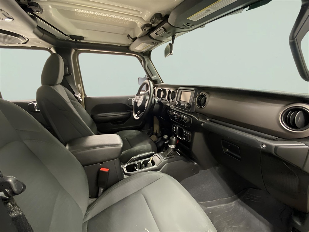 2020 Jeep Gladiator Sport photo 28