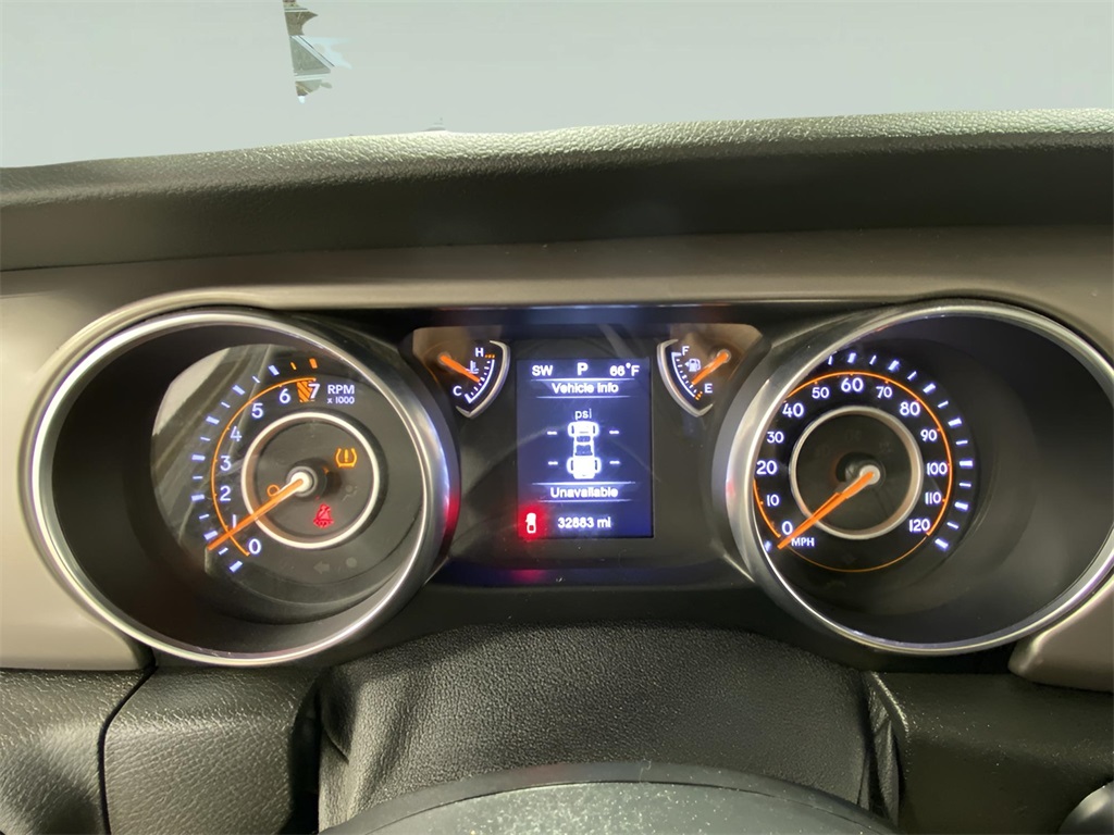 2020 Jeep Gladiator Sport photo 12