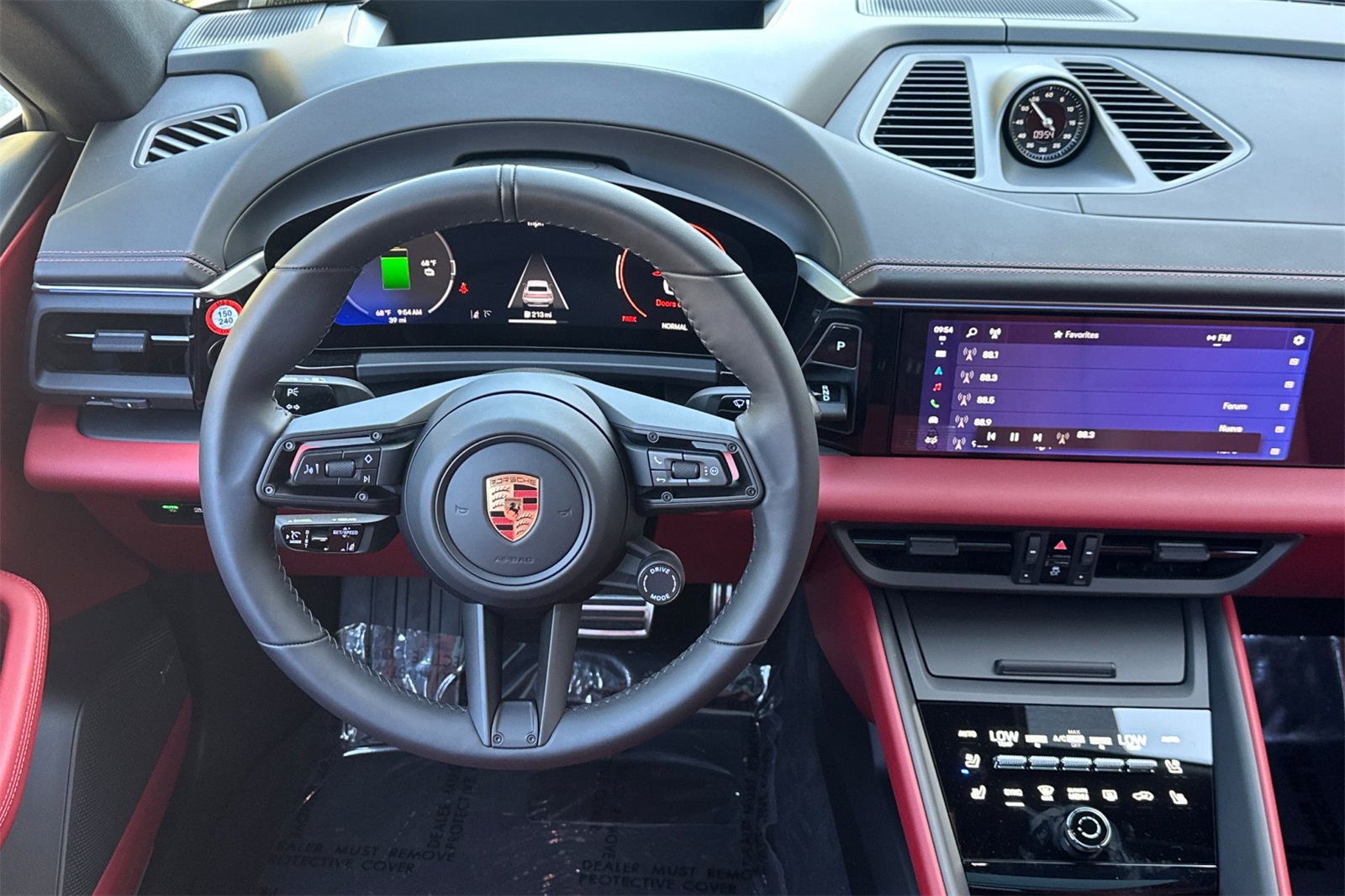 2025 Porsche Macan Electric photo 15