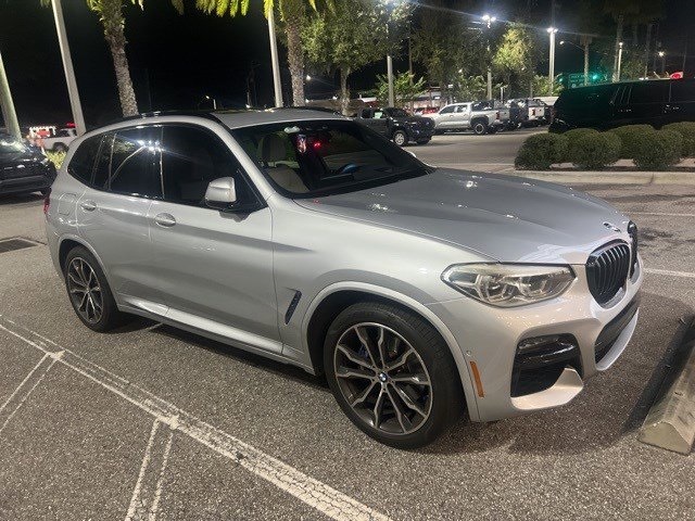 2021 BMW X3 40i's photo