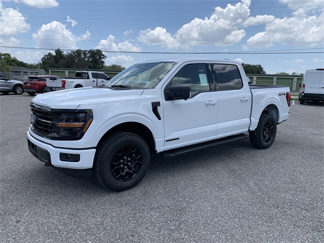 2025 Oxford White Ford F-150 XLT 4X4 Truck