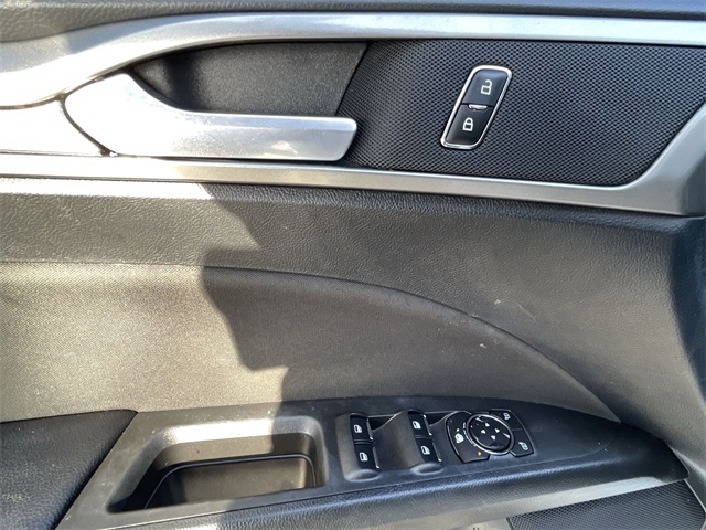 Used 2020 Ford Fusion Hybrid Sedan