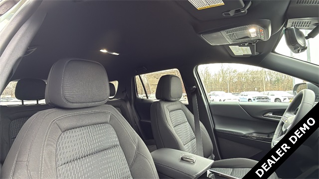 new 2026 Chevrolet Equinox car, priced at $31,765