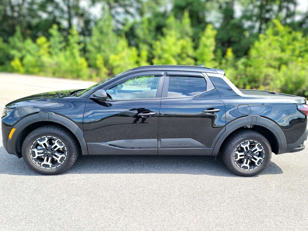2025 Hyundai Santa Cruz XRT photo 2