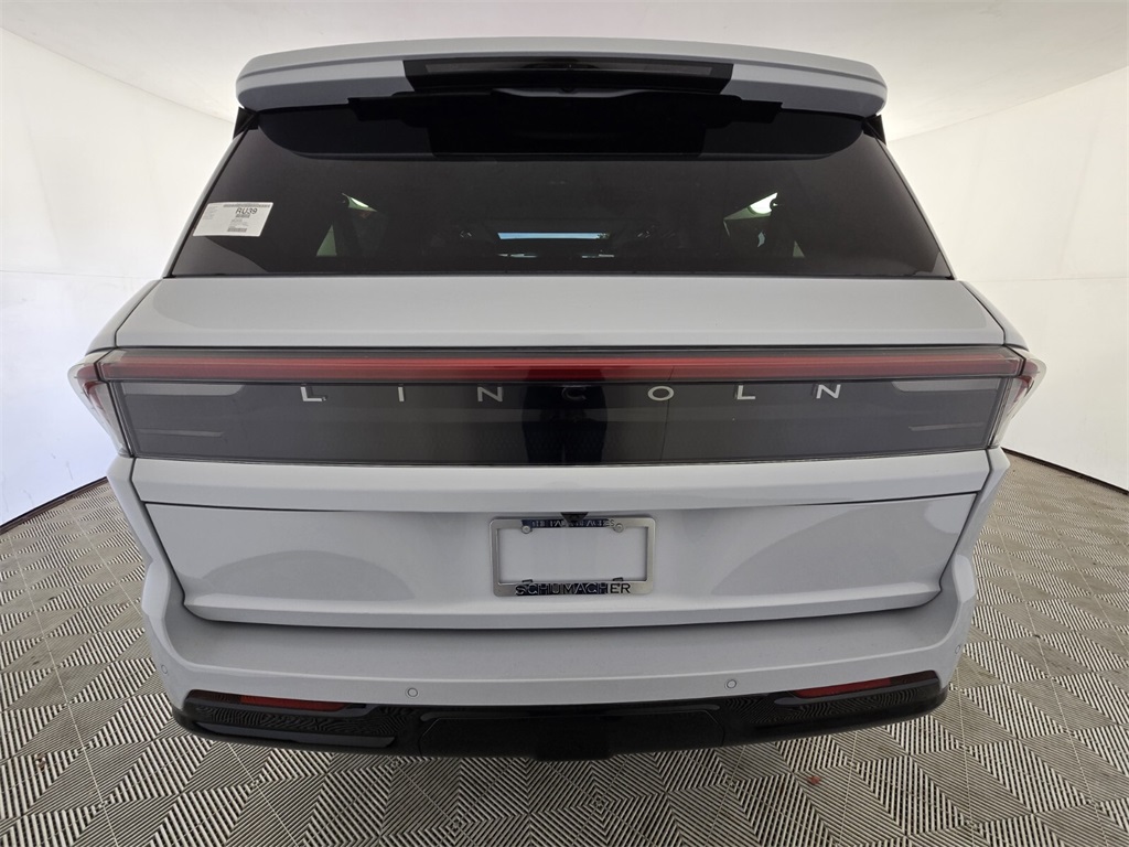 new 2025 Lincoln Navigator L car, priced at $106,773