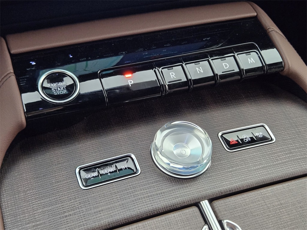 new 2025 Lincoln Navigator L car, priced at $106,773