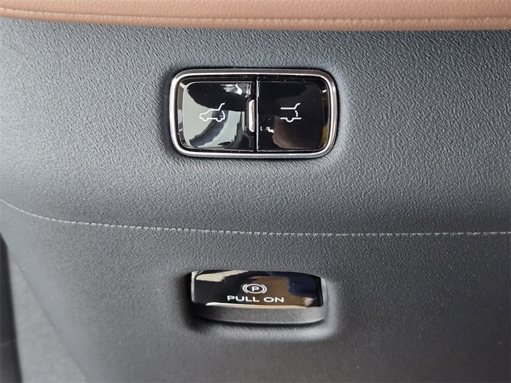 new 2025 Lincoln Navigator L car, priced at $106,773