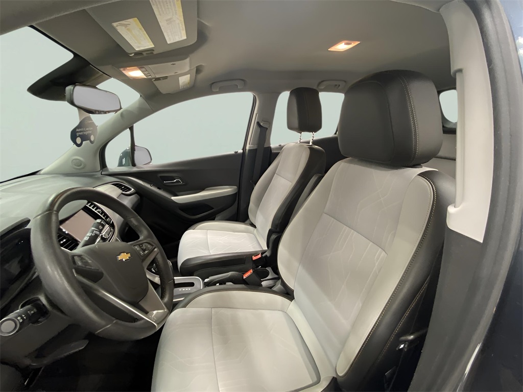 2022 Chevrolet Trax LT photo 24