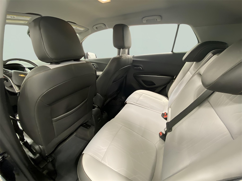 2022 Chevrolet Trax LT photo 25
